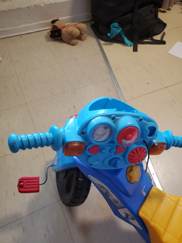 Blue and Yellow Tricycle - photo 3