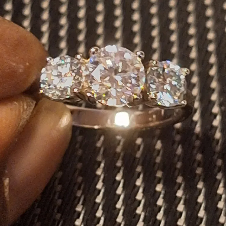 GRA Three Stone Moissanite  Ring SIZE 6 image indicator(7)