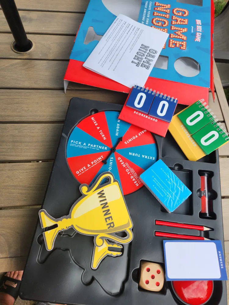 Game Night Trivia Game image indicator(3)