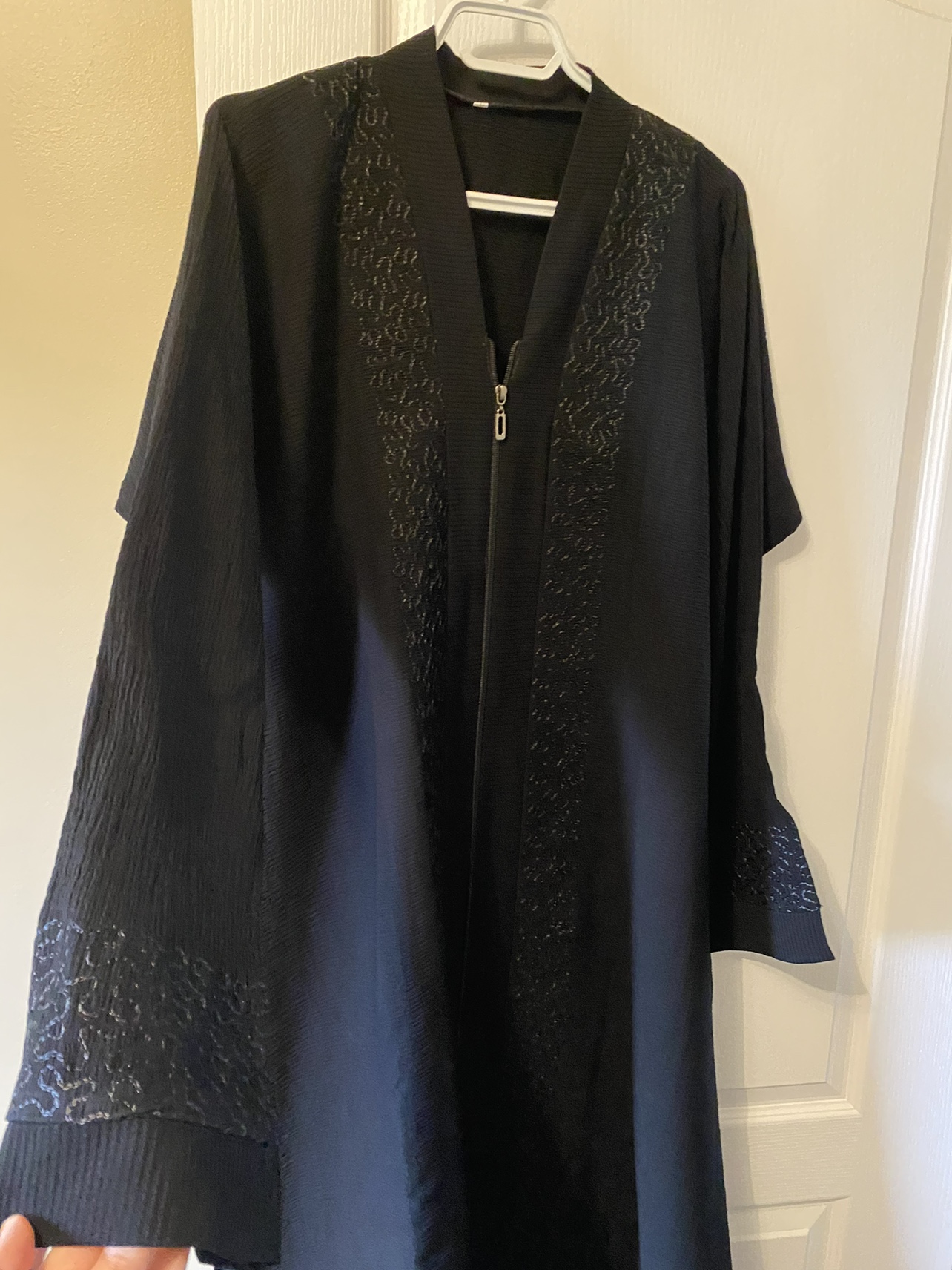 Black Abaya with Embroidered Detail - photo 2