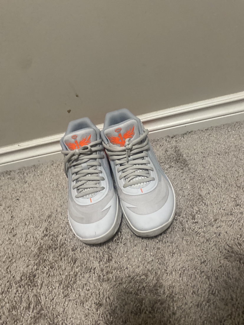 Lamelo’s Pumas MB.02 Gorange Basketball shoes (Size 10.5)