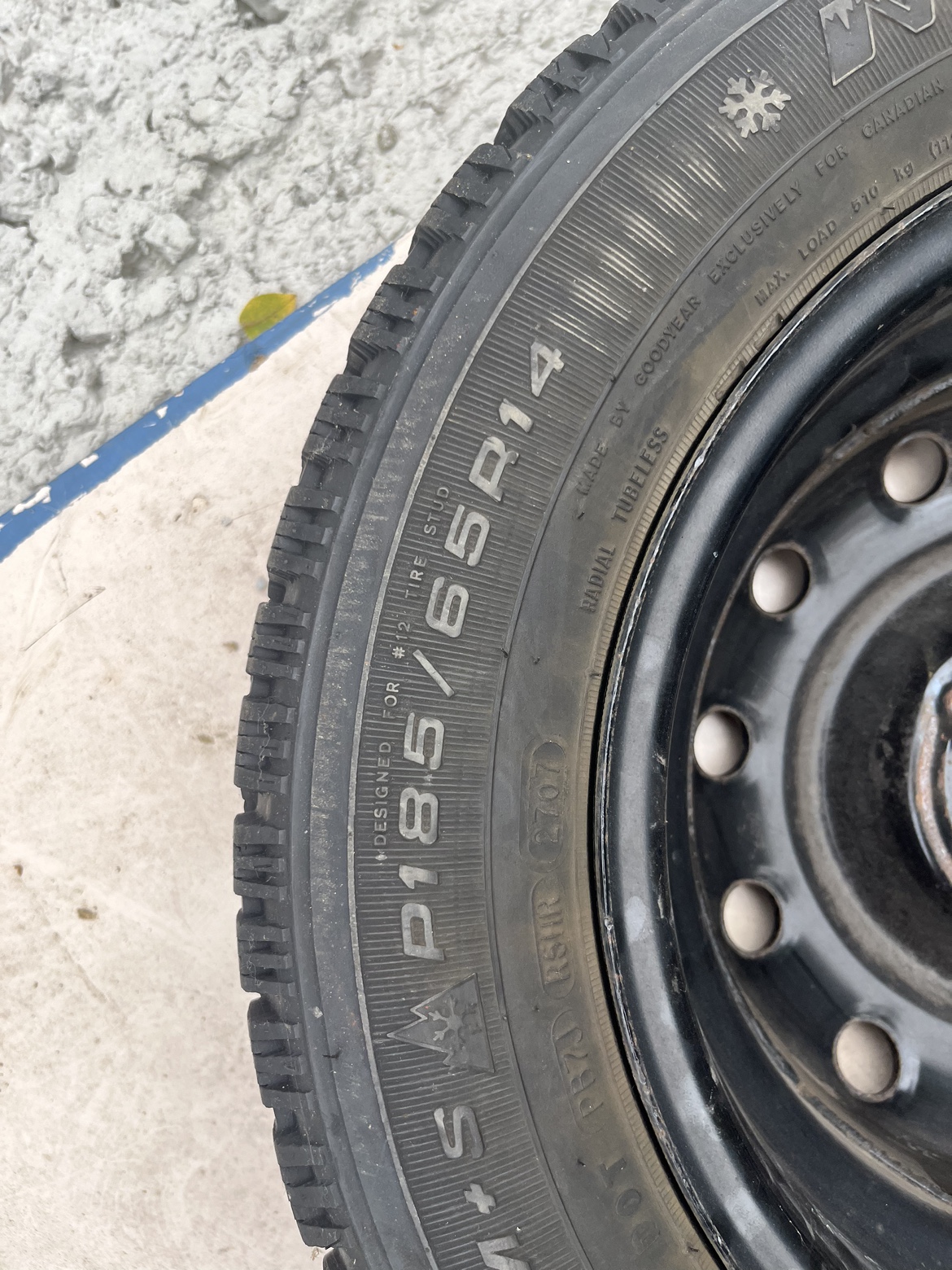 185/65R14 Winter Tire and Rim