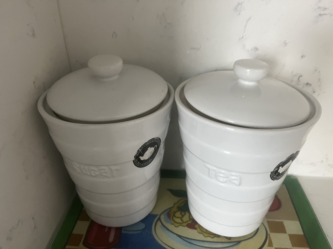 Tea and Sugar Canisters - photo 2