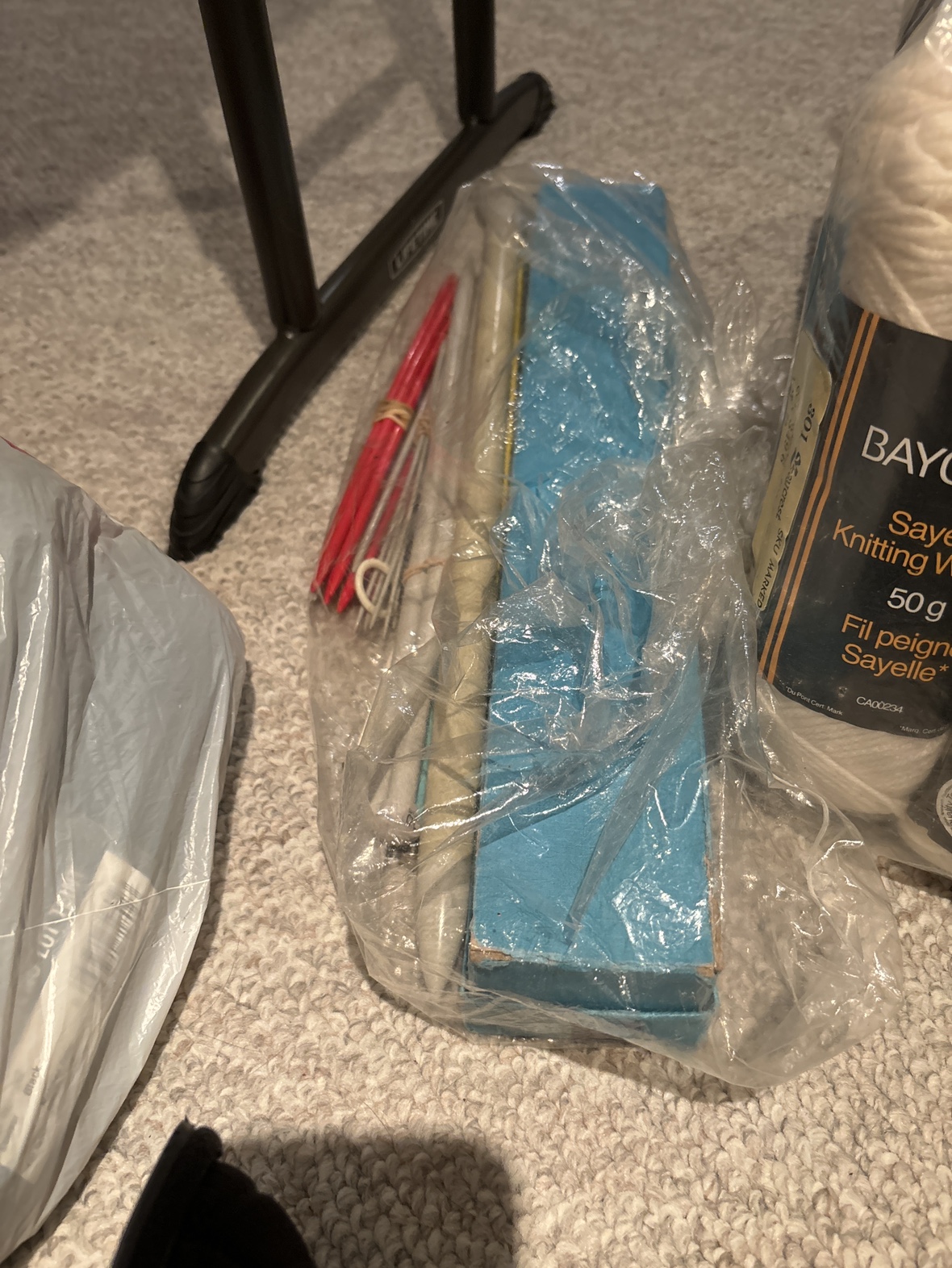 Yarn And Accessories - photo 3