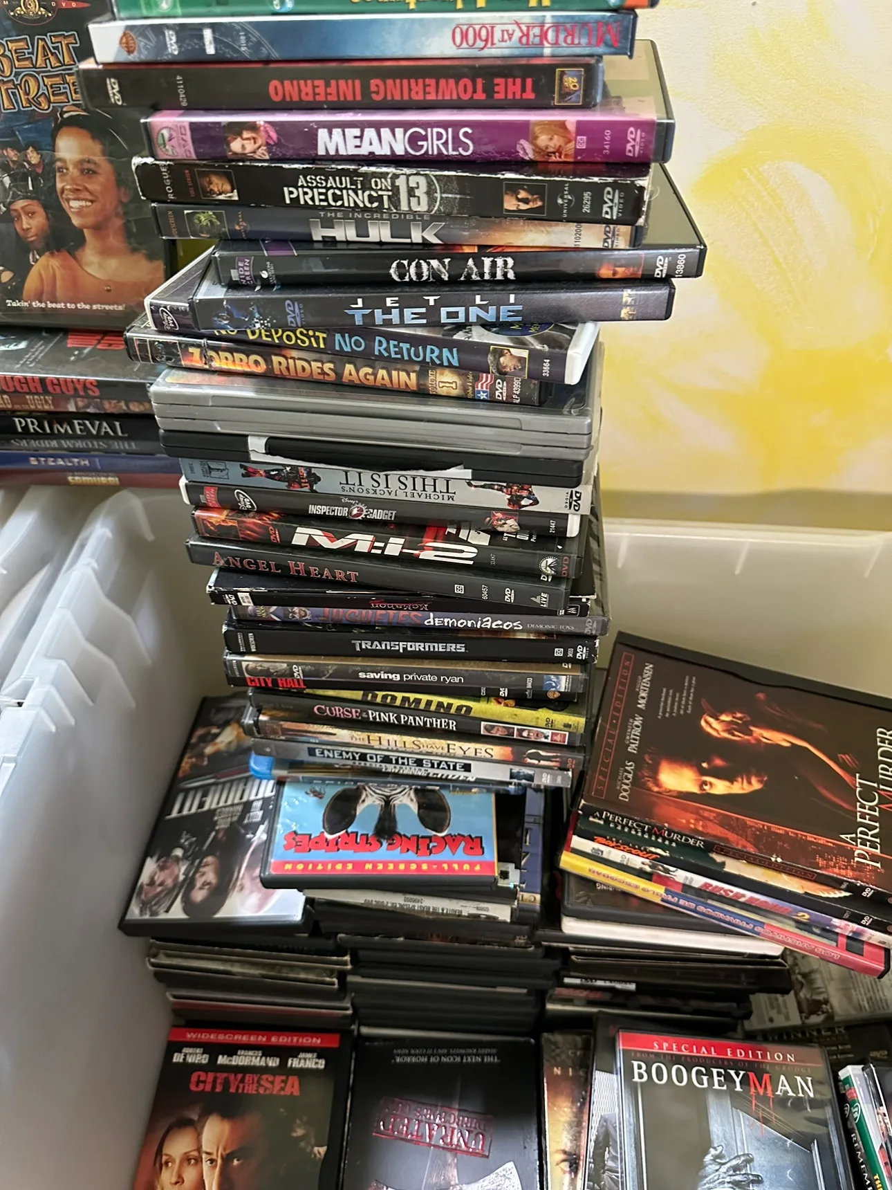 DVD Movie Lot all original 200pc image indicator(6)