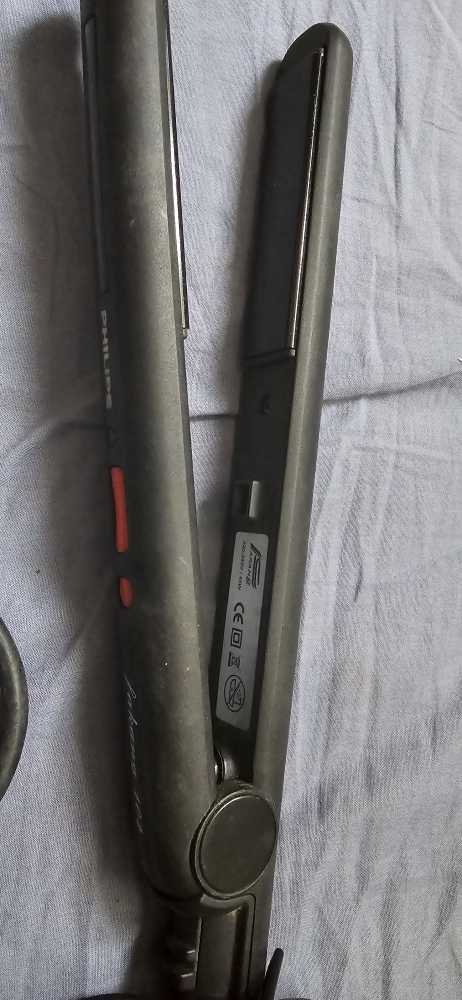 Philips  "Styling 110" Hair Straightener