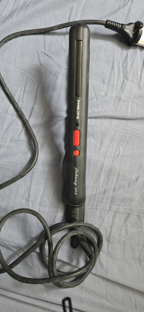 Philips  "Styling 110" Hair Straightener - photo 3