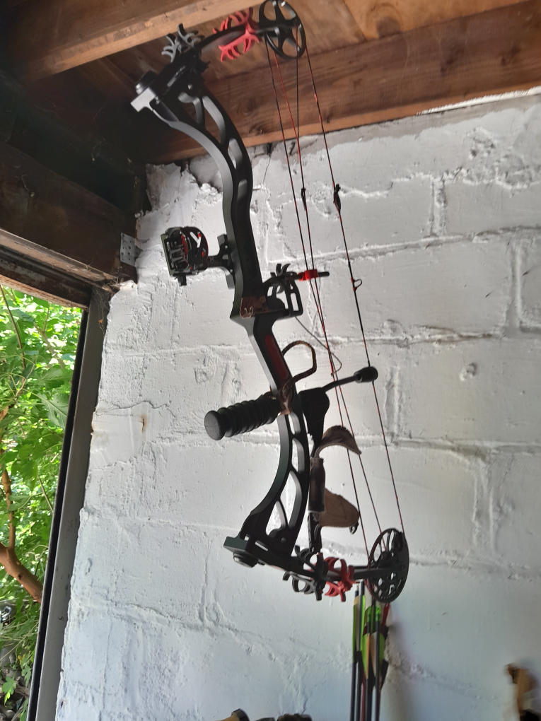PSE Archery Bow - photo 5