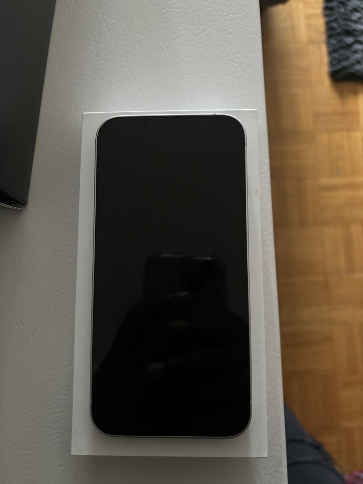 iPhone 14 - photo 4