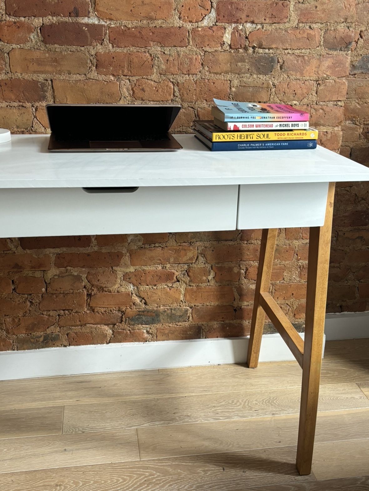 Modern White Desk with Wood Legs - photo 5