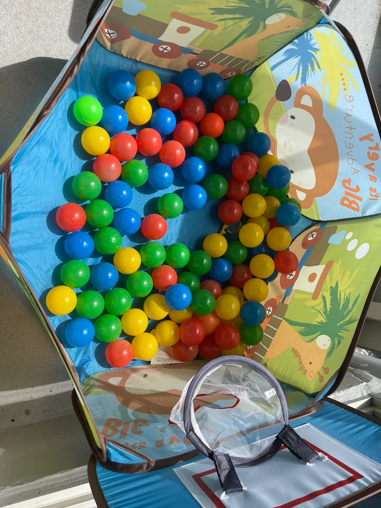 Foldable Ball Pit with Basket thumbnail