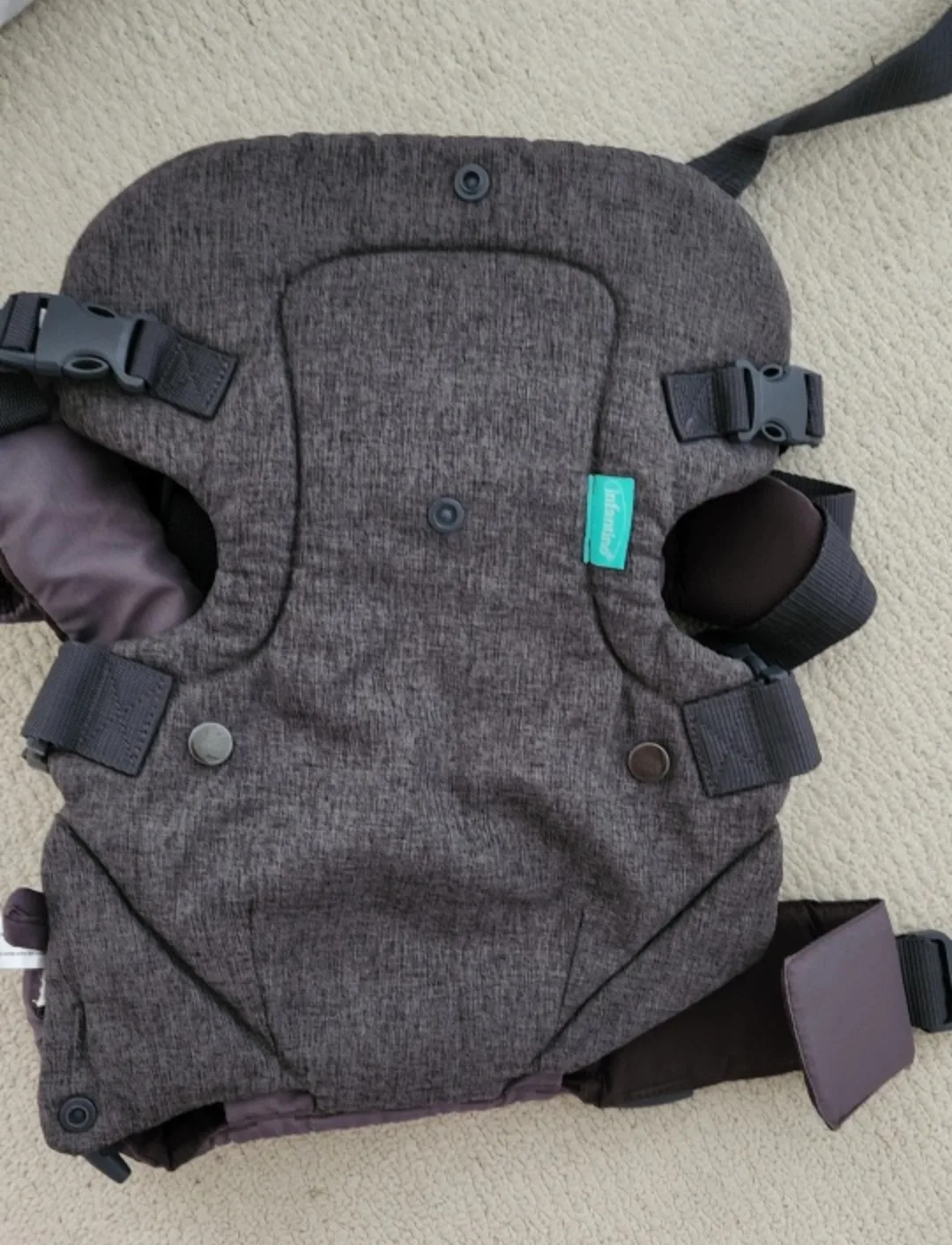 Infantino Baby Carrier thumbnail