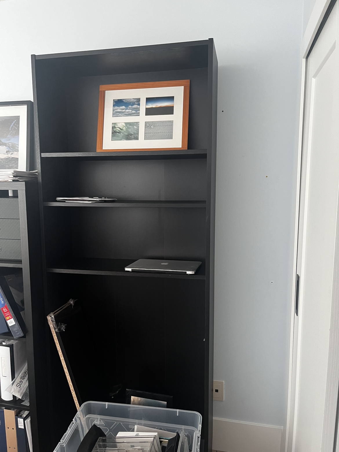 Free book shelf