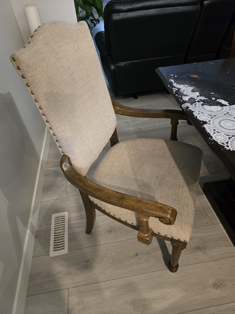 Dining Table and Chairs - photo 3