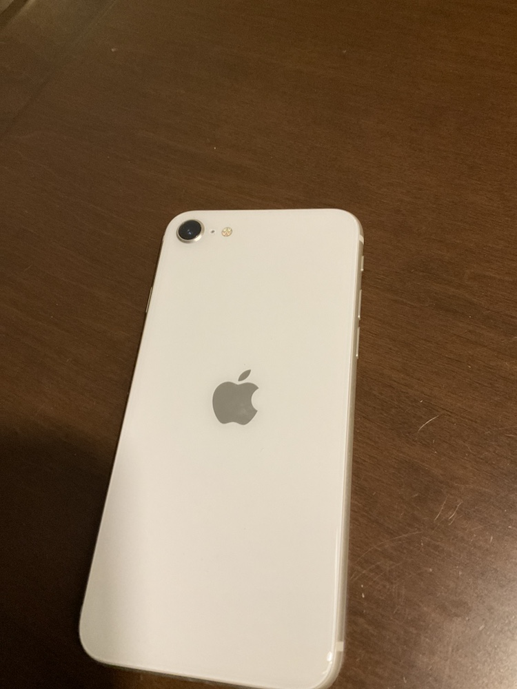 iPhone 13 - photo 2