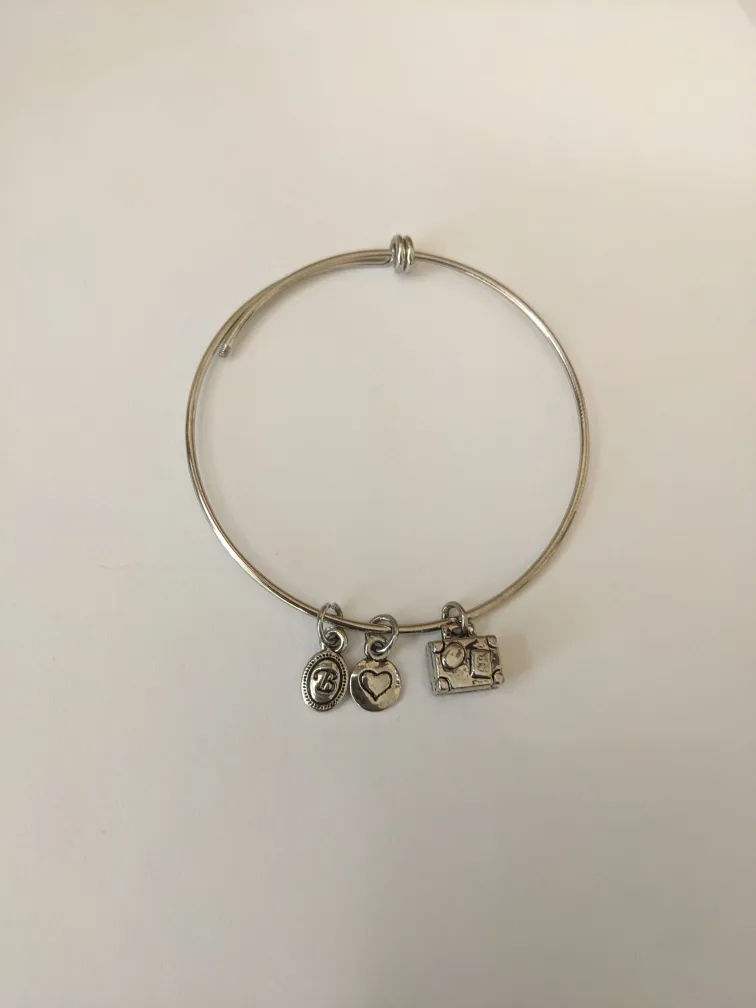 Silver Expandable 3 Charm Bracelets (2) image indicator(3)