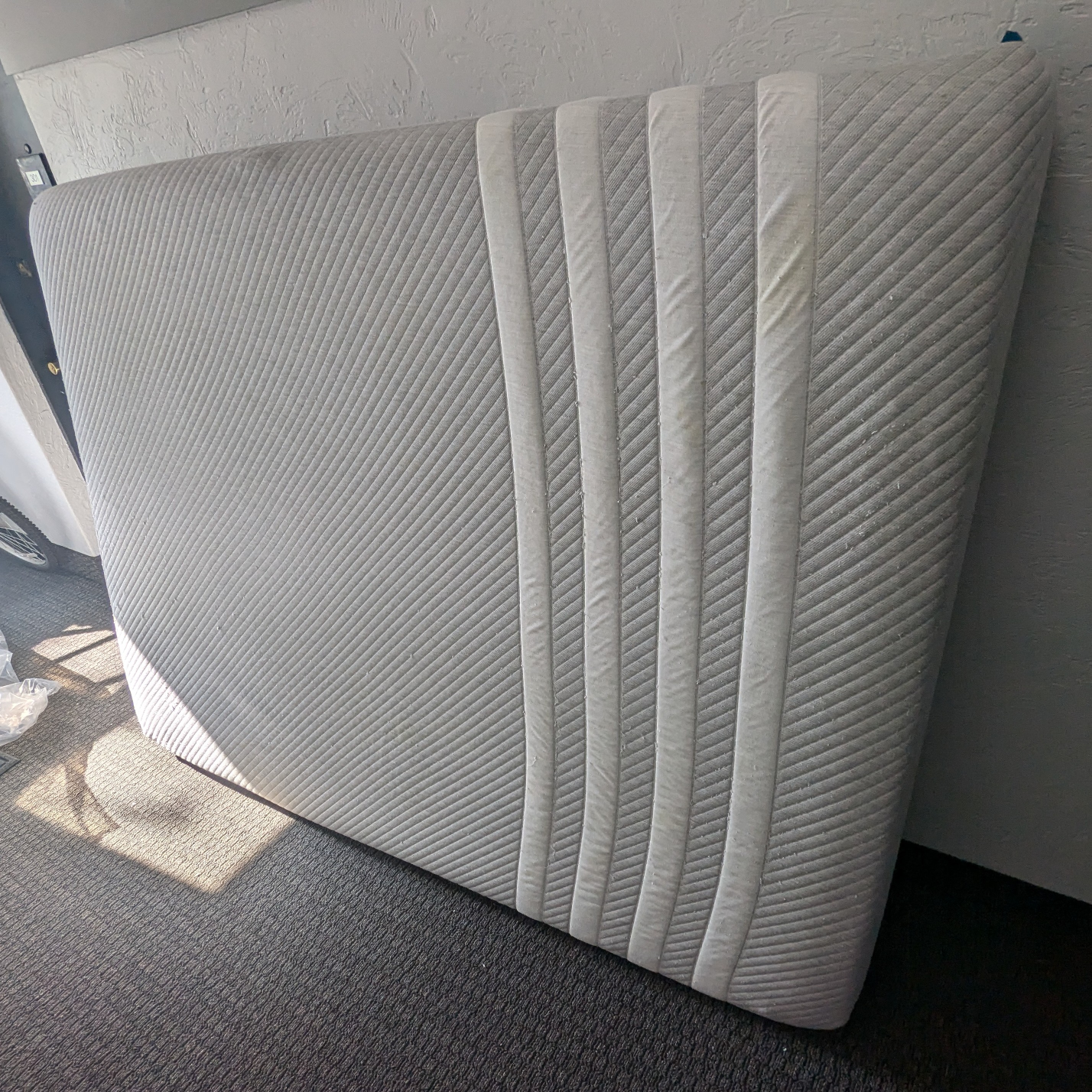 Queen size Leesa foam mattress