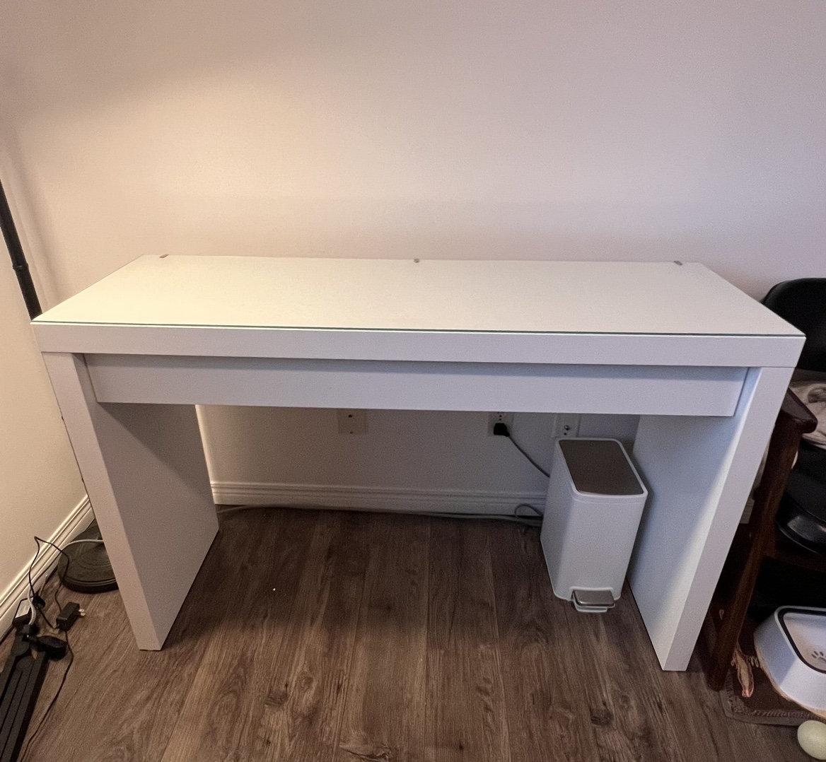 IKEA MALM Desk