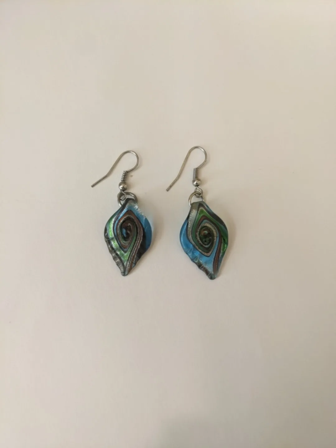 Multicoloured Leaf Swirl Necklace and Earrings Set image indicator(5)