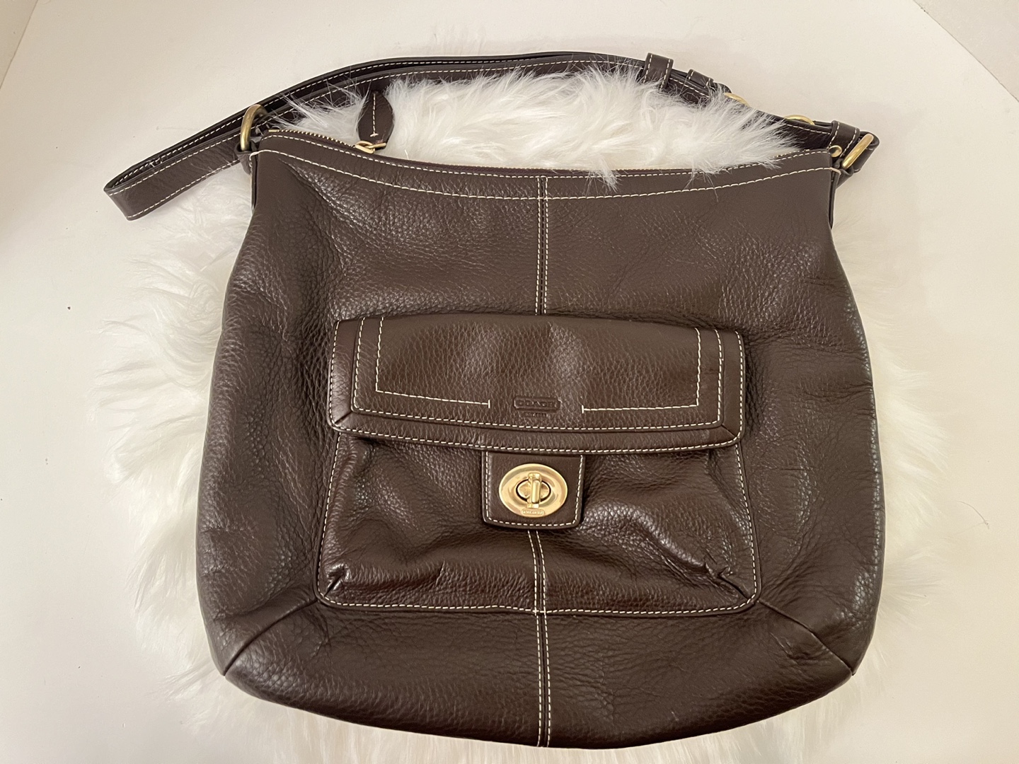 Coach Brown Leather Shoulder Bag Set (2 Pieces) 👜 - photo 3
