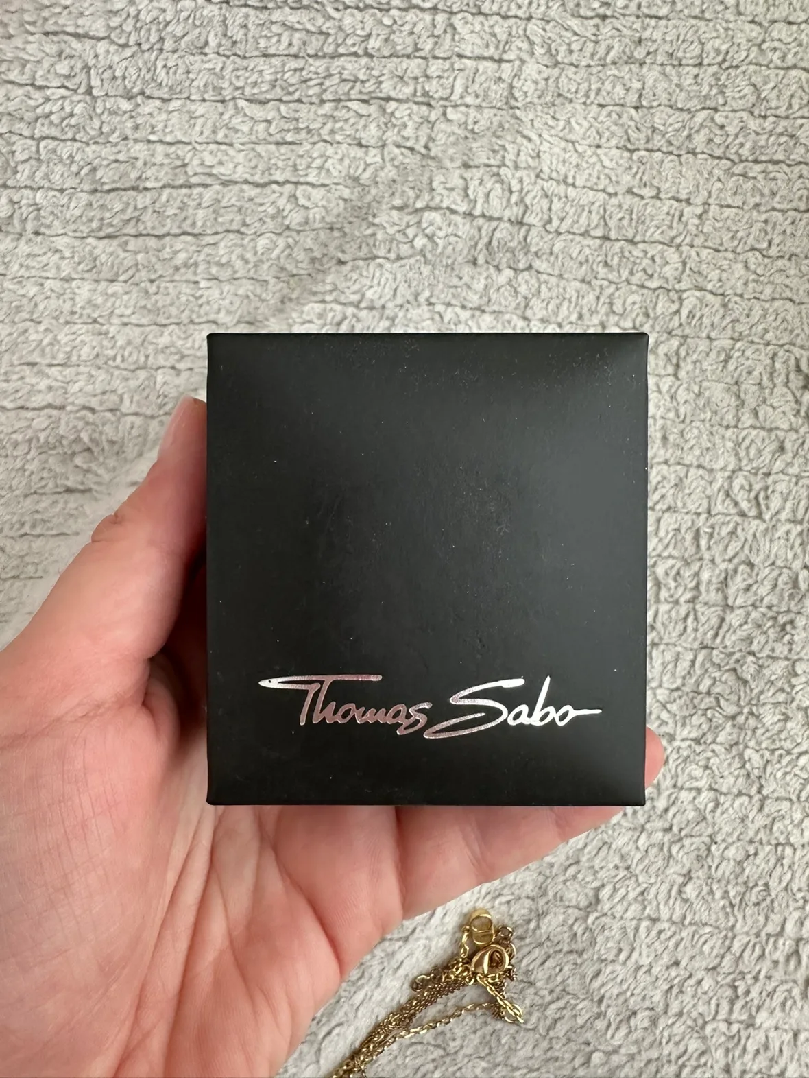 Thomas Sabo Feather Earrings image indicator(3)