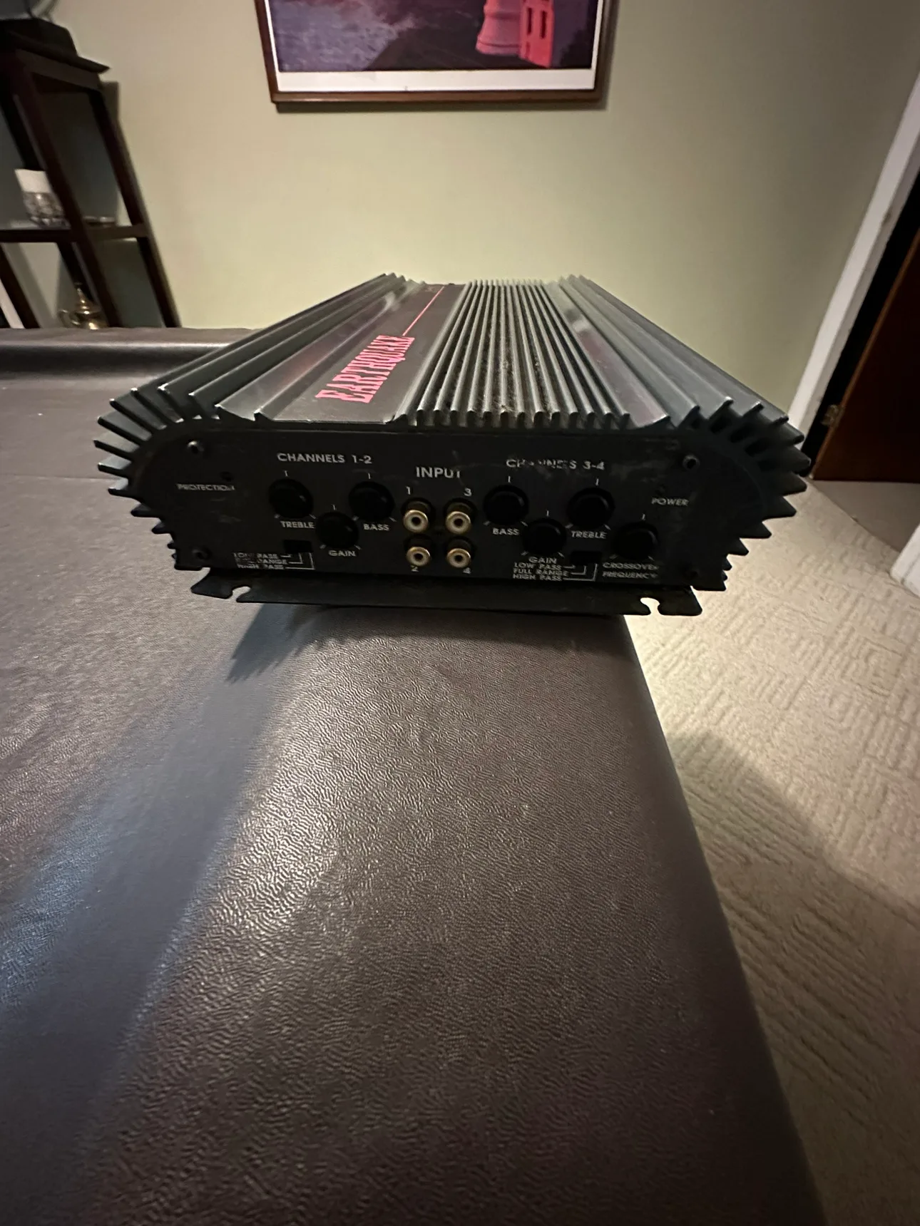 Earthquake PA-4100C Amplifier image indicator(2)