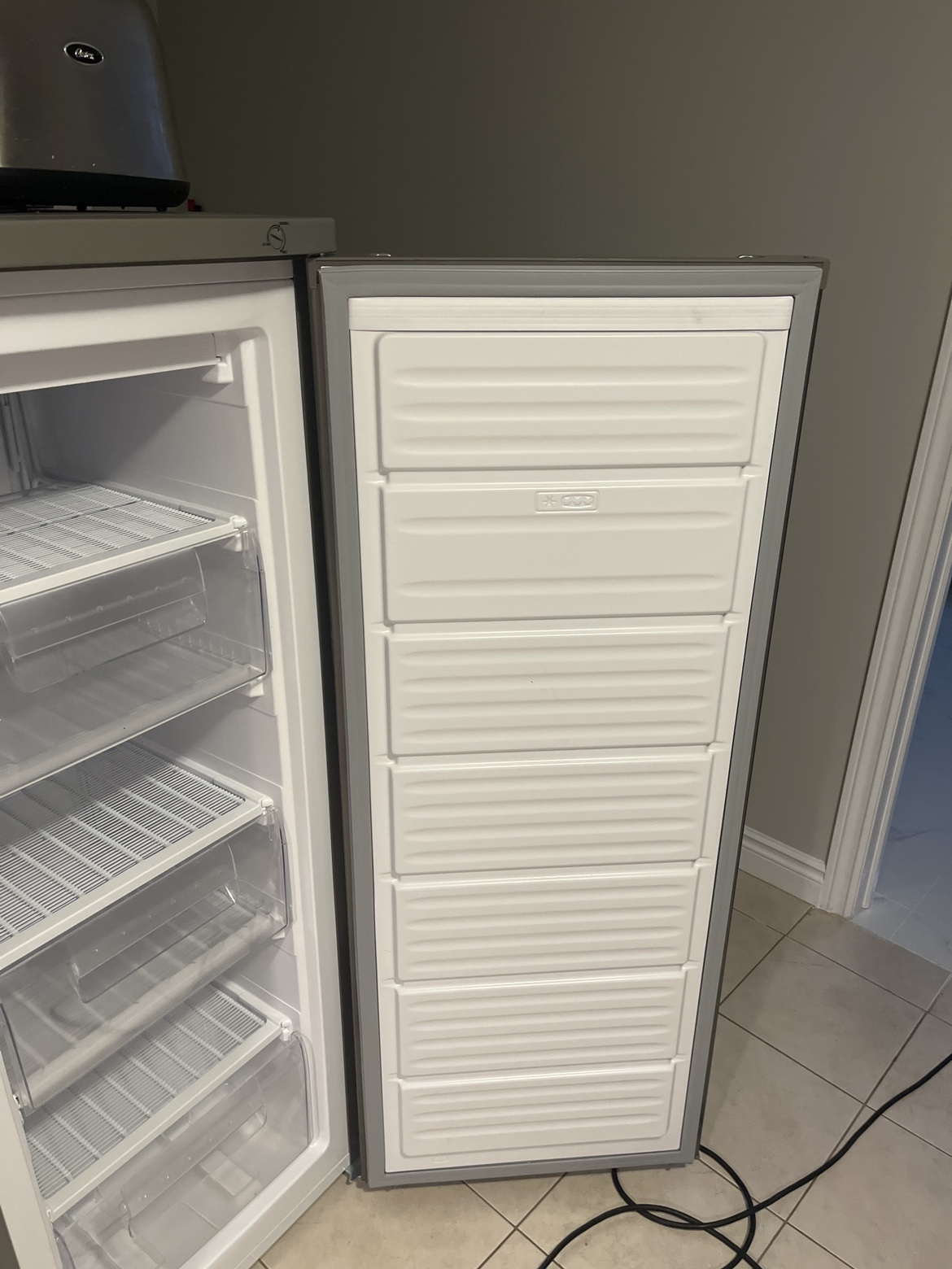 Freezer - photo 4