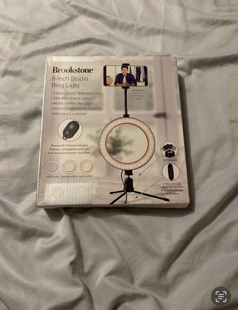 Brookstone 8 Inch Ring Light