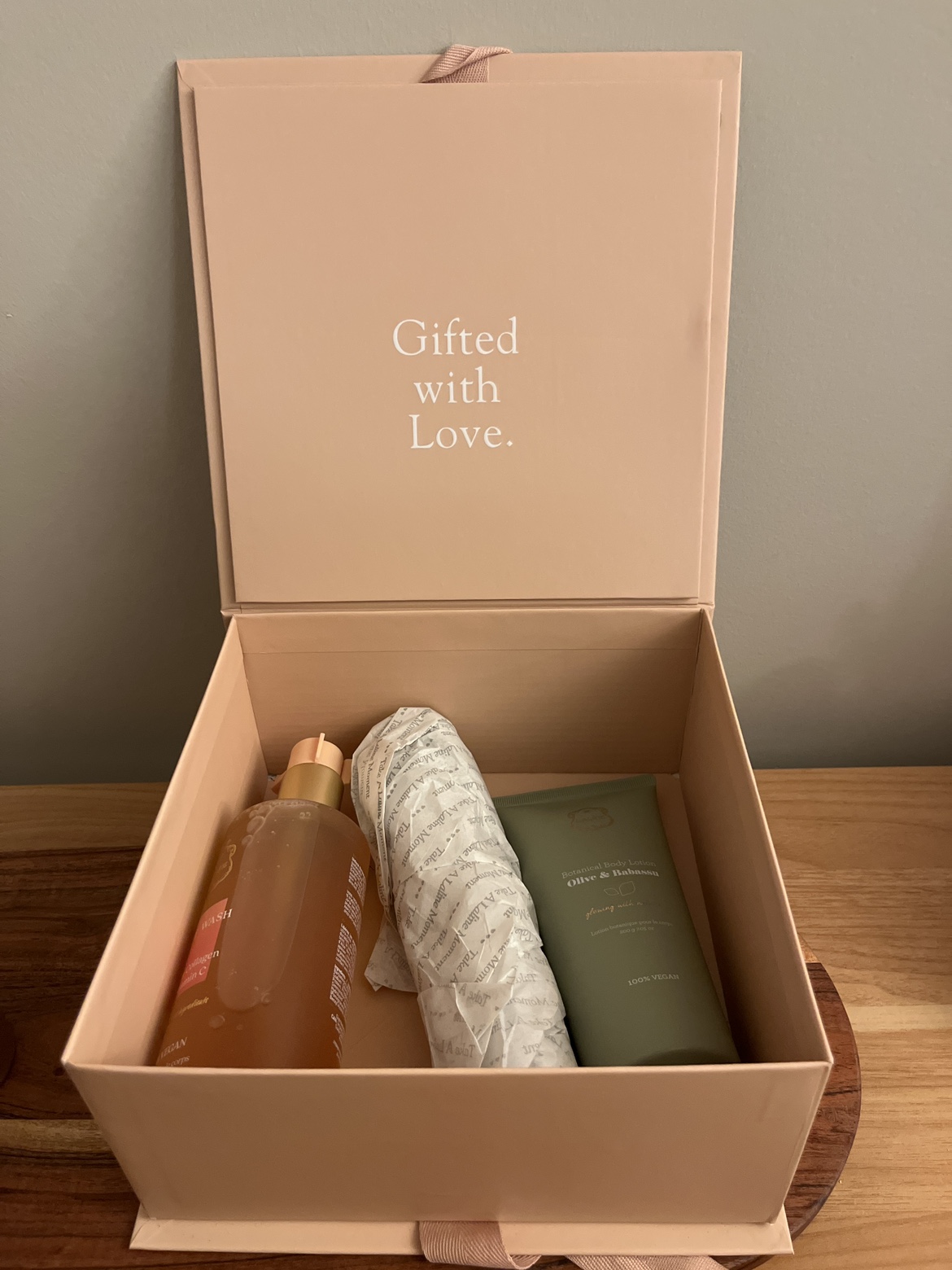 Laline Body Care Set - photo 2