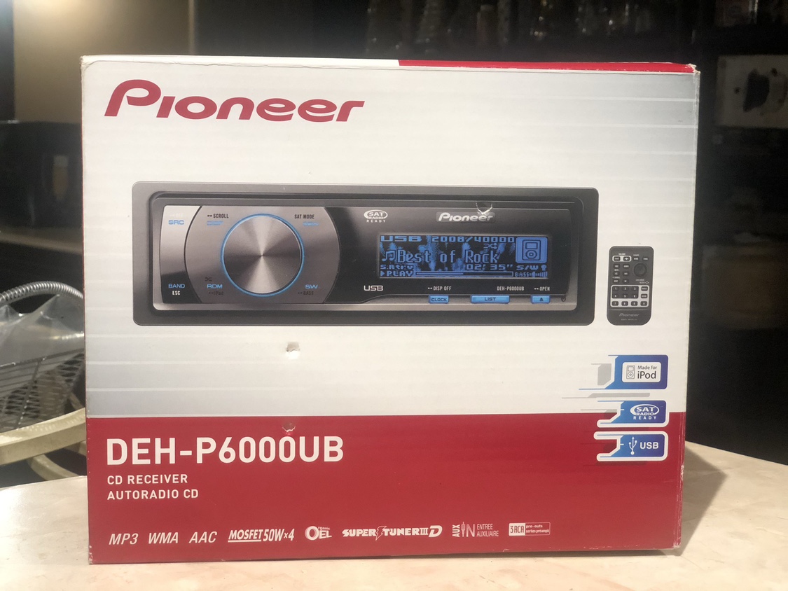 Pioneer DEH-P6000UB CD Receiver