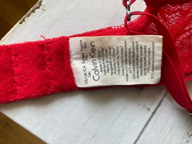 Free Red Push-Up Bra sz 34 C image indicator(4)