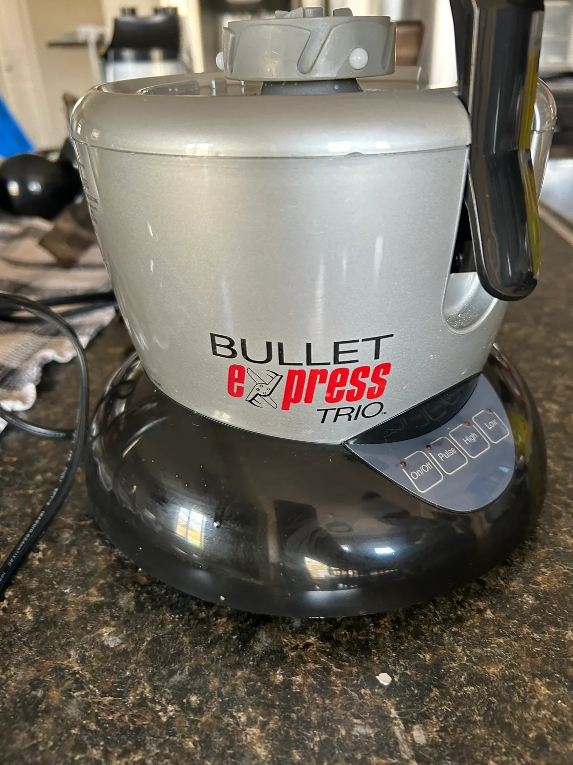 Bullet express trio - 8 minutes meal machine thumbnail