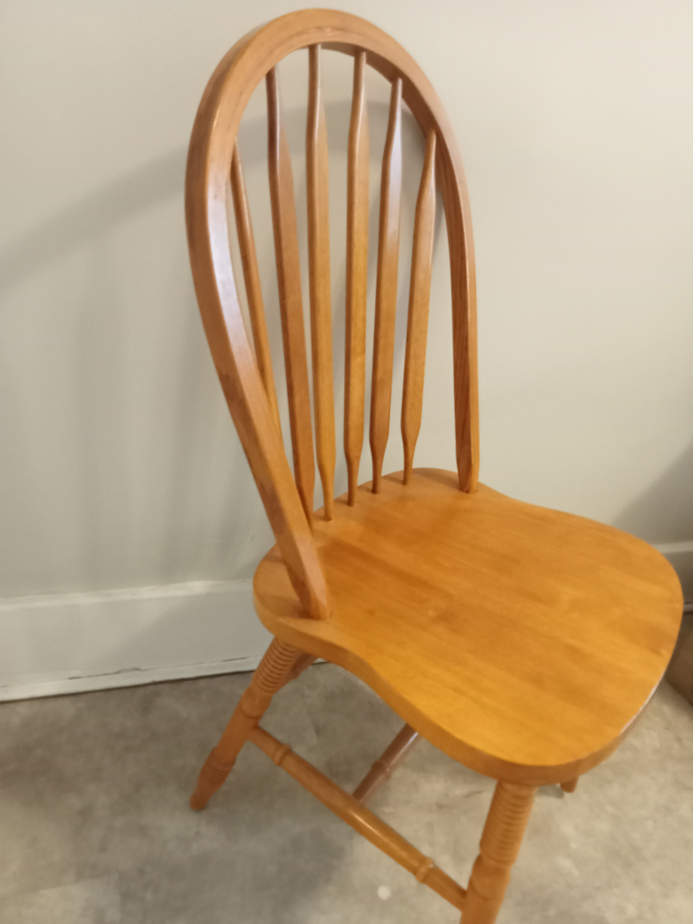 Adjustable table with chairs - photo 3