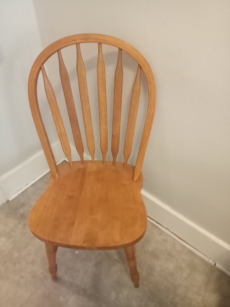 Adjustable table with chairs - photo 4