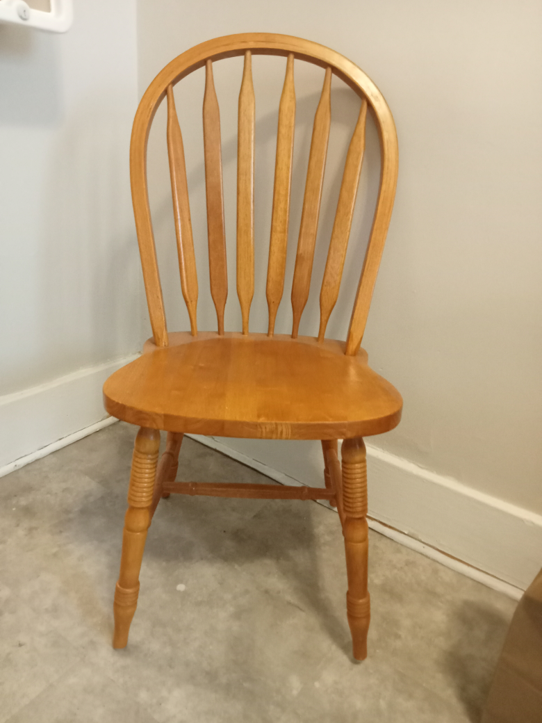 Adjustable table with chairs - photo 5