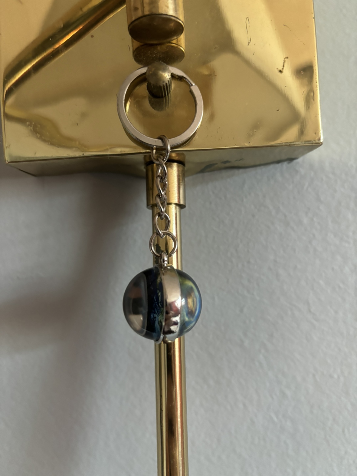 Earth Globe Keychain - photo 3
