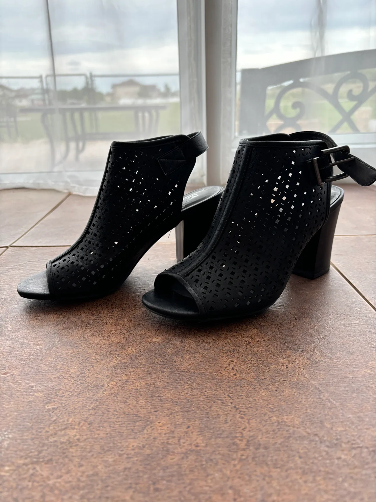 Women’s Black Cutout Heels thumbnail