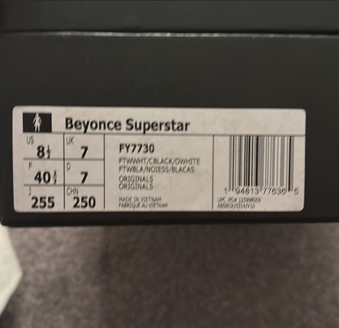 New in box Adidas Beyonce Ivy Park Superstar - photo 3