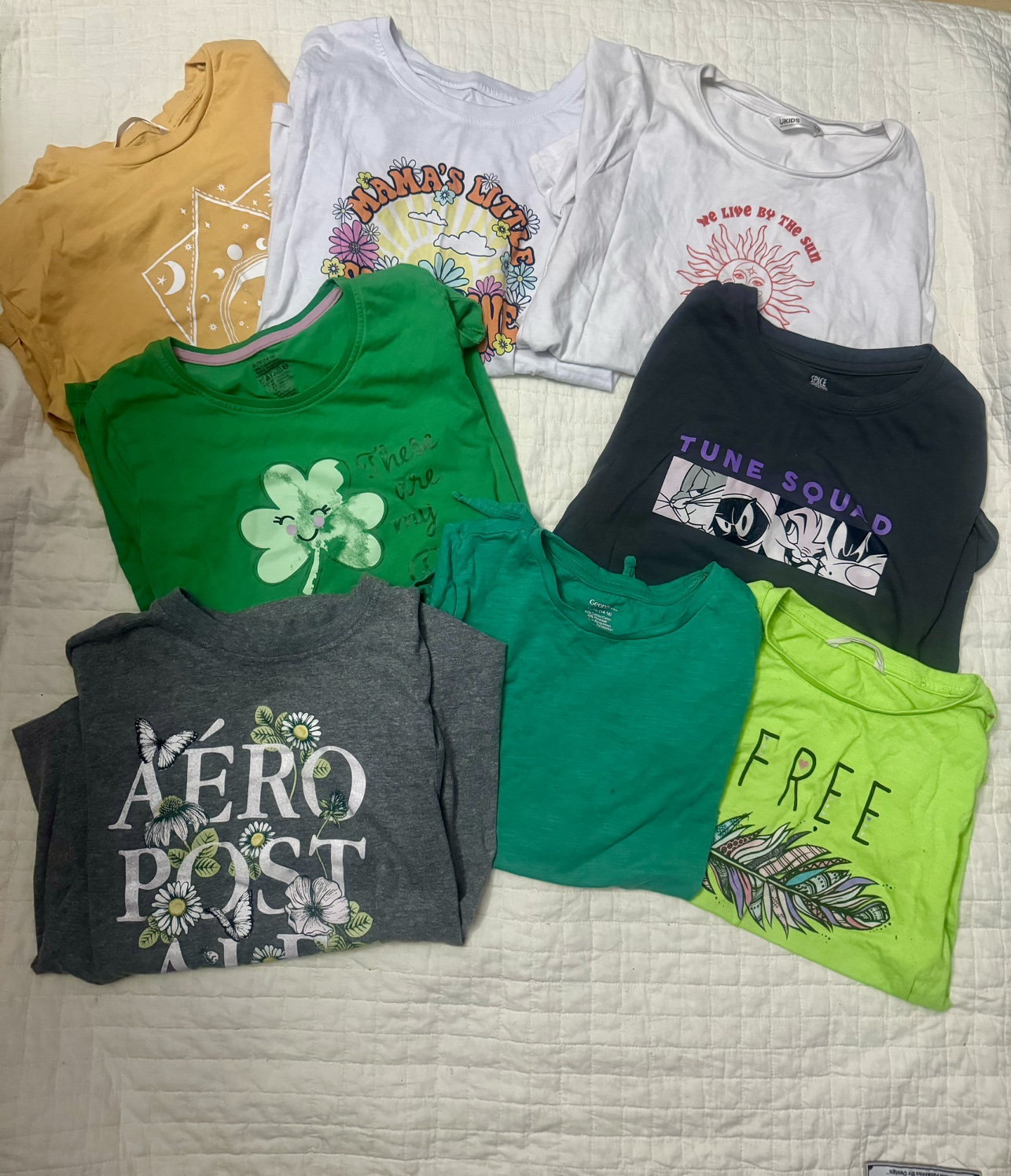 7 Girls' Graphic T-Shirts