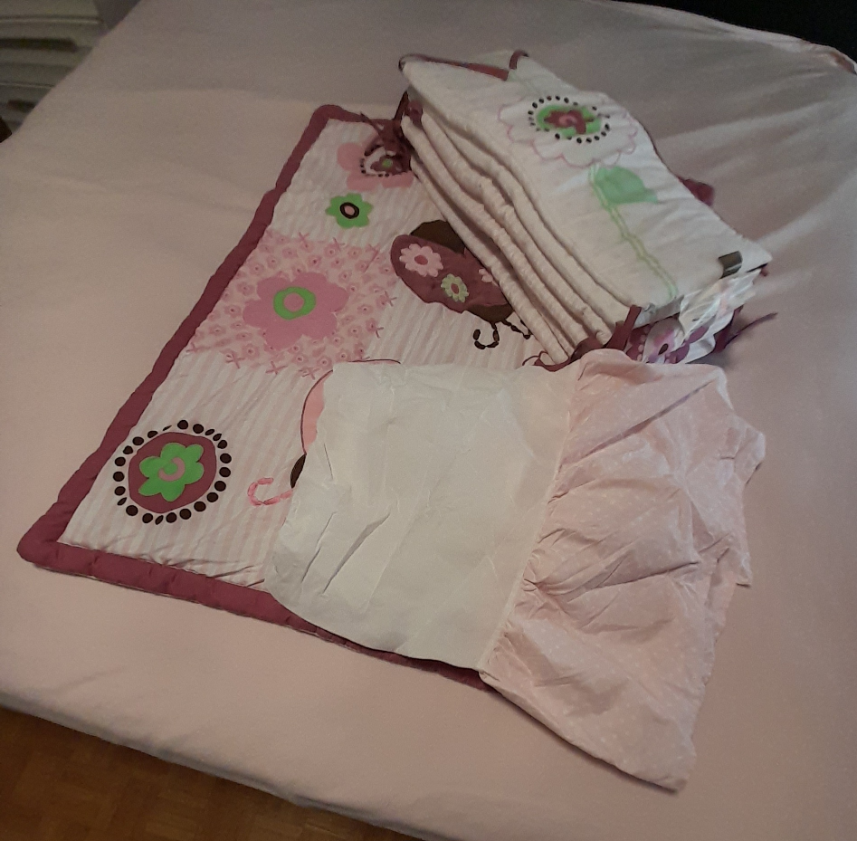 Crib bedding set - photo 2