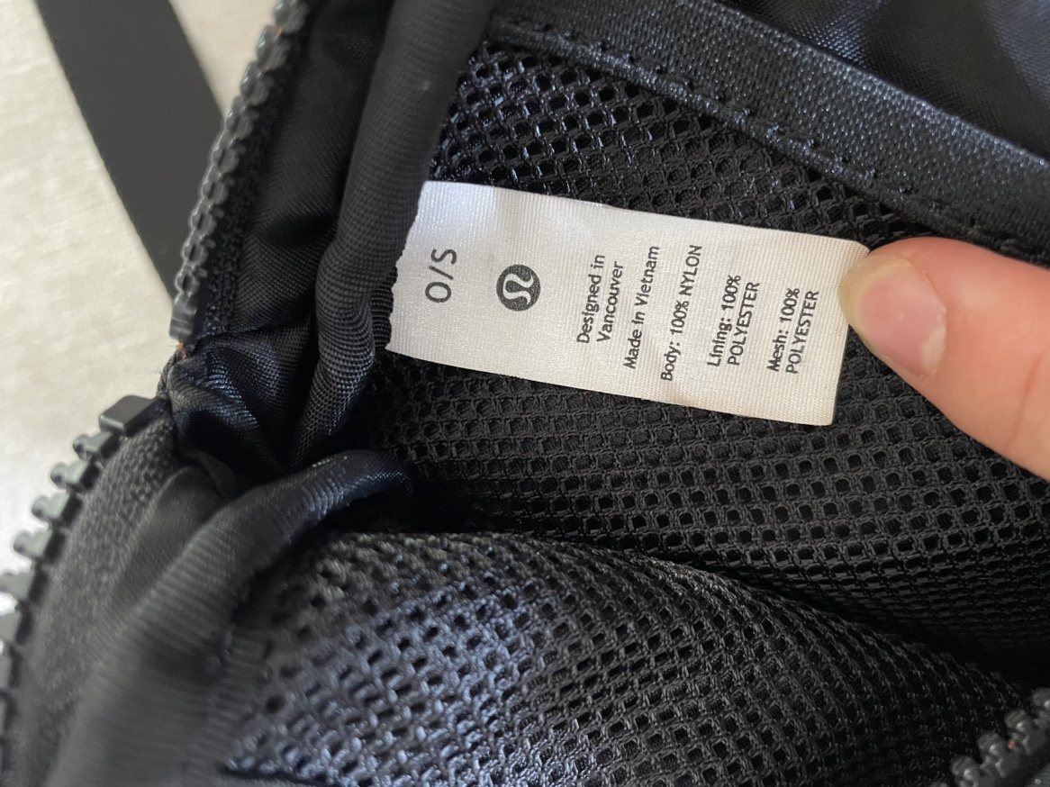 Lululemon Everywhere Belt Bag - photo 3