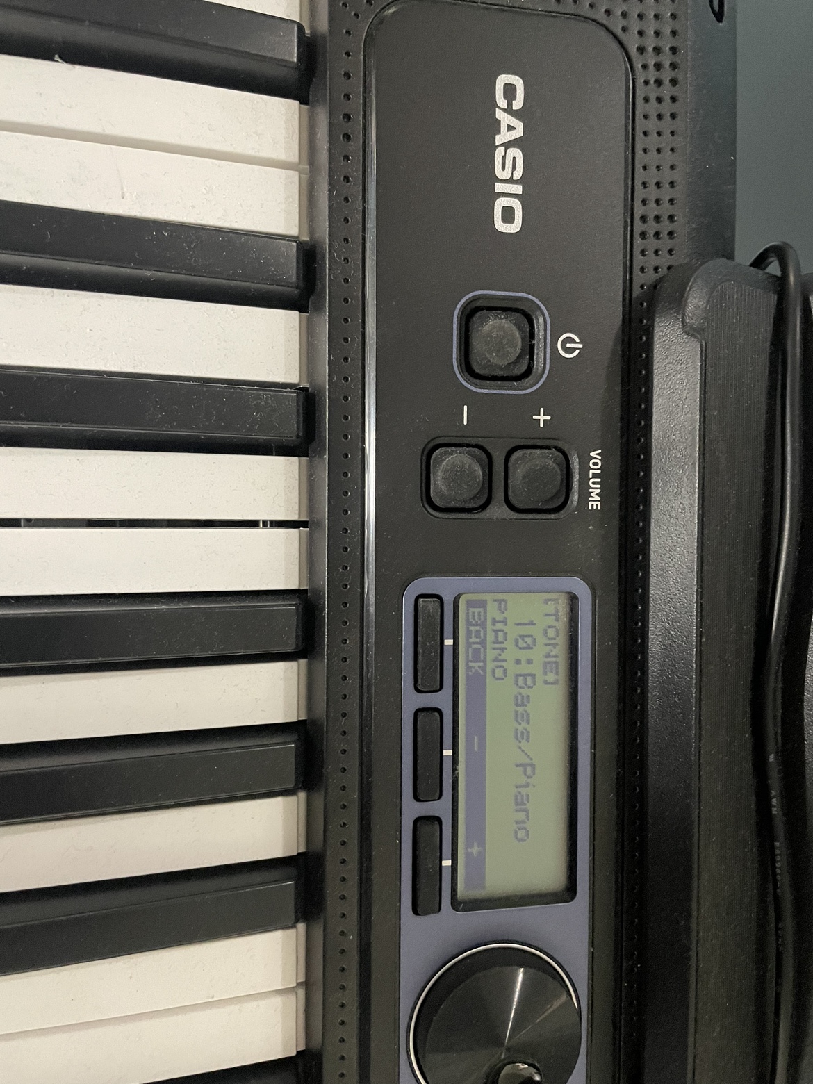 Casio keyboard with table and stool - photo 3