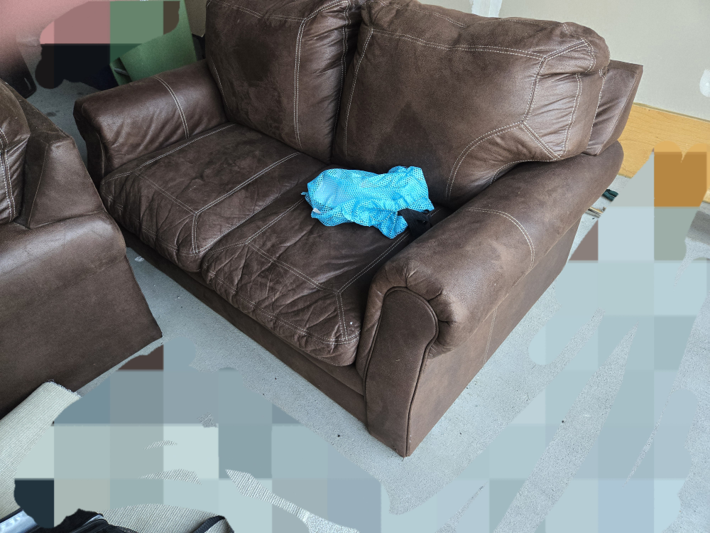 couches - photo 2