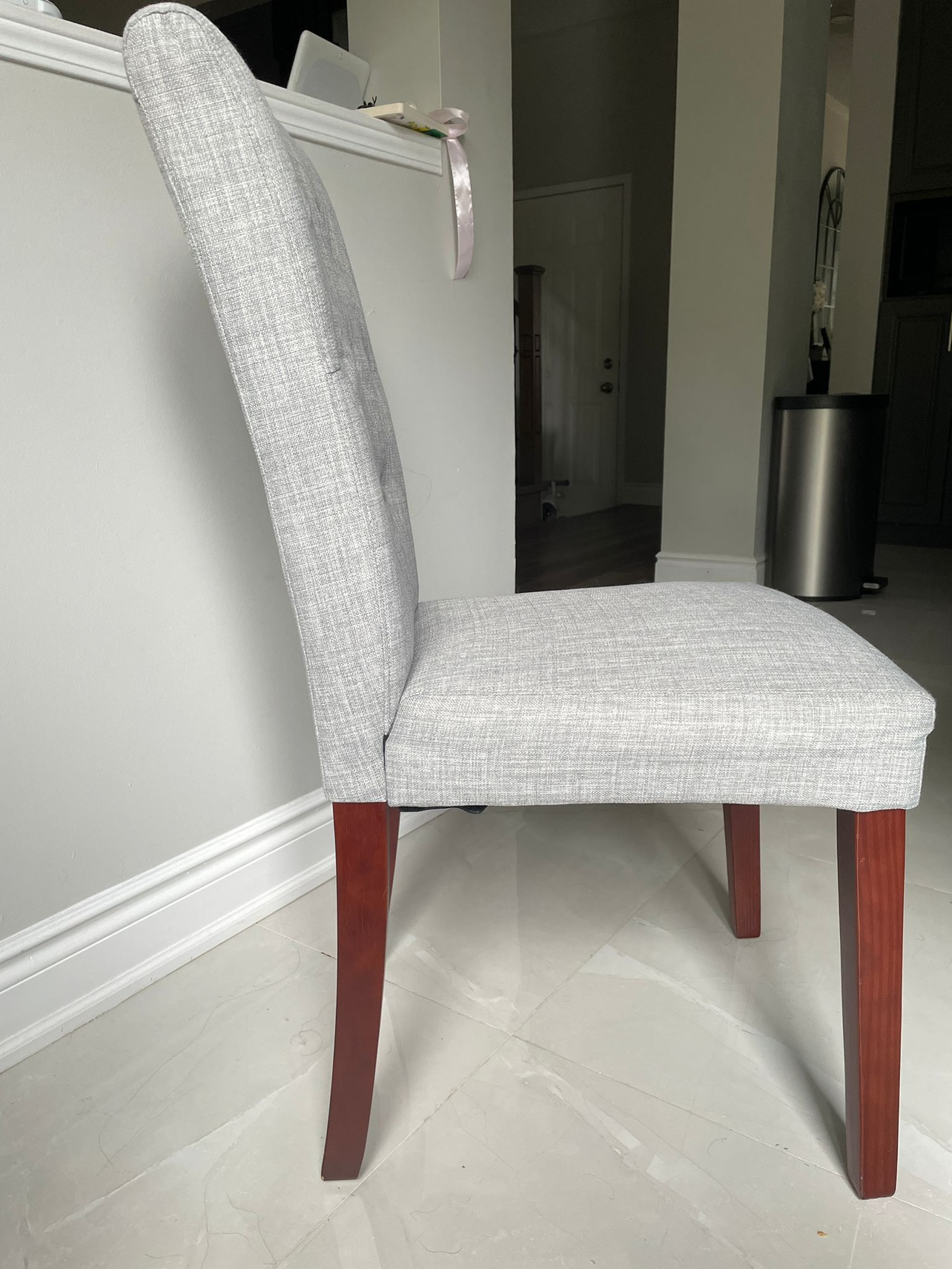Dining Room Chairs x3 - photo 2