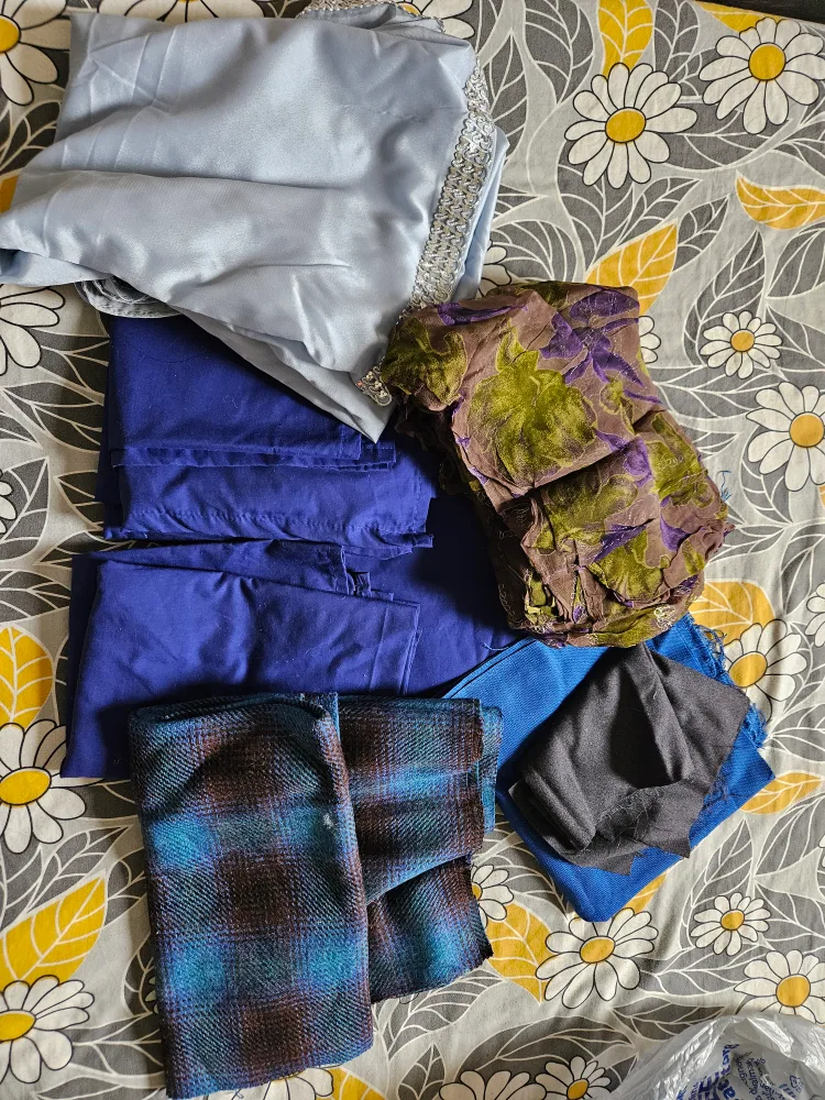 Fabric Scraps thumbnail