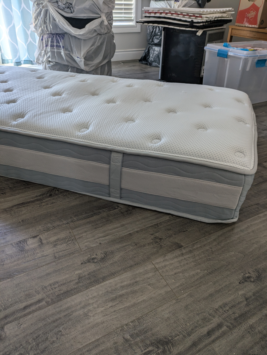 Twin bed mattress - photo 2