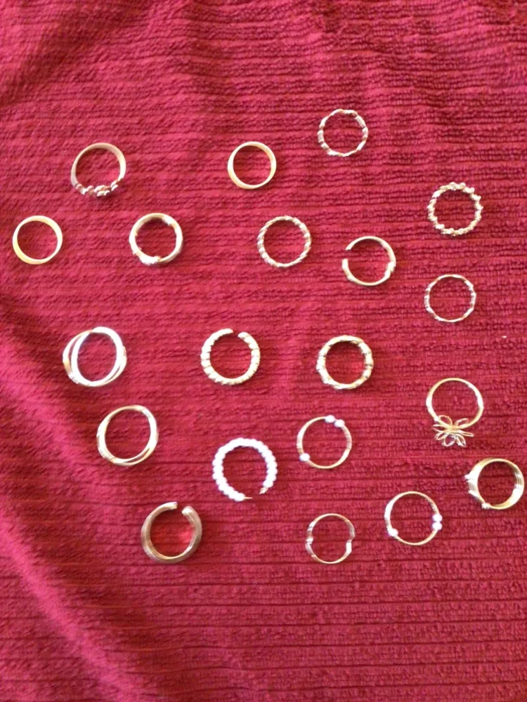 Set of 20 Gold tone Rings thumbnail