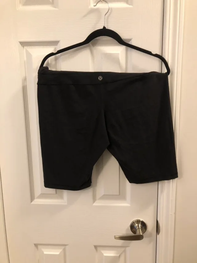 Lululemon Black Running Shorts thumbnail