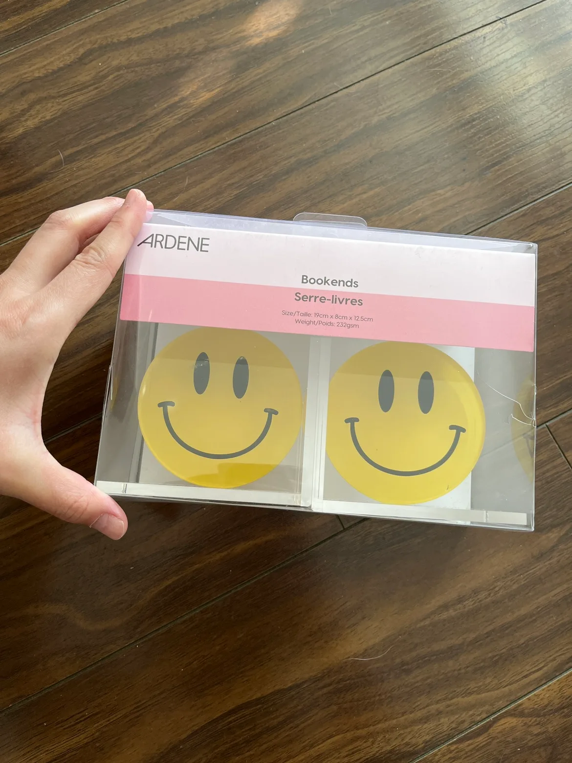 Ardene Smiley Face Bookends image indicator(3)