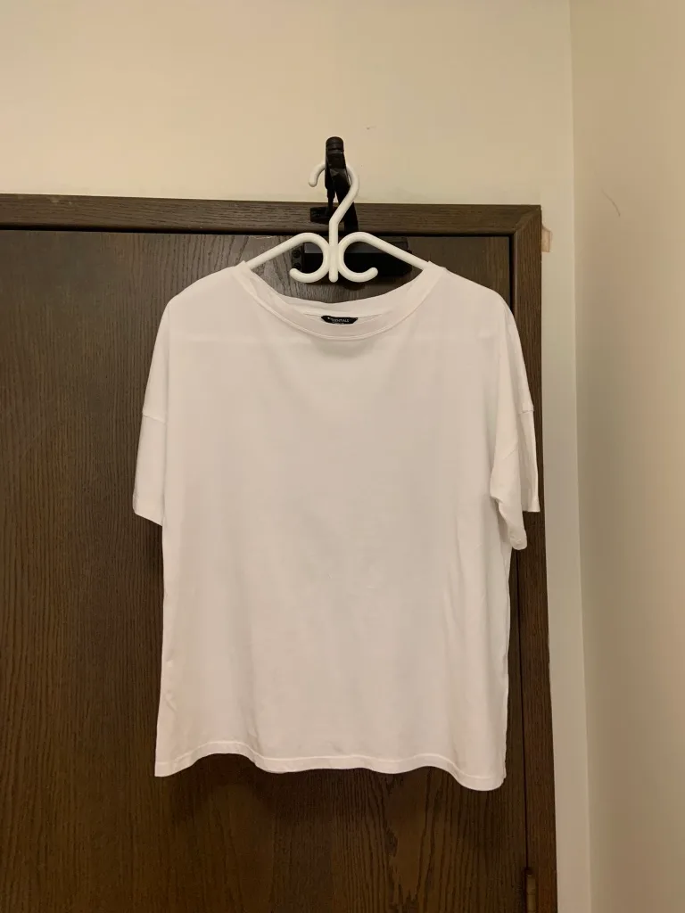 #Freecycle Reitmans White Cotton  T-Shirt medium thumbnail
